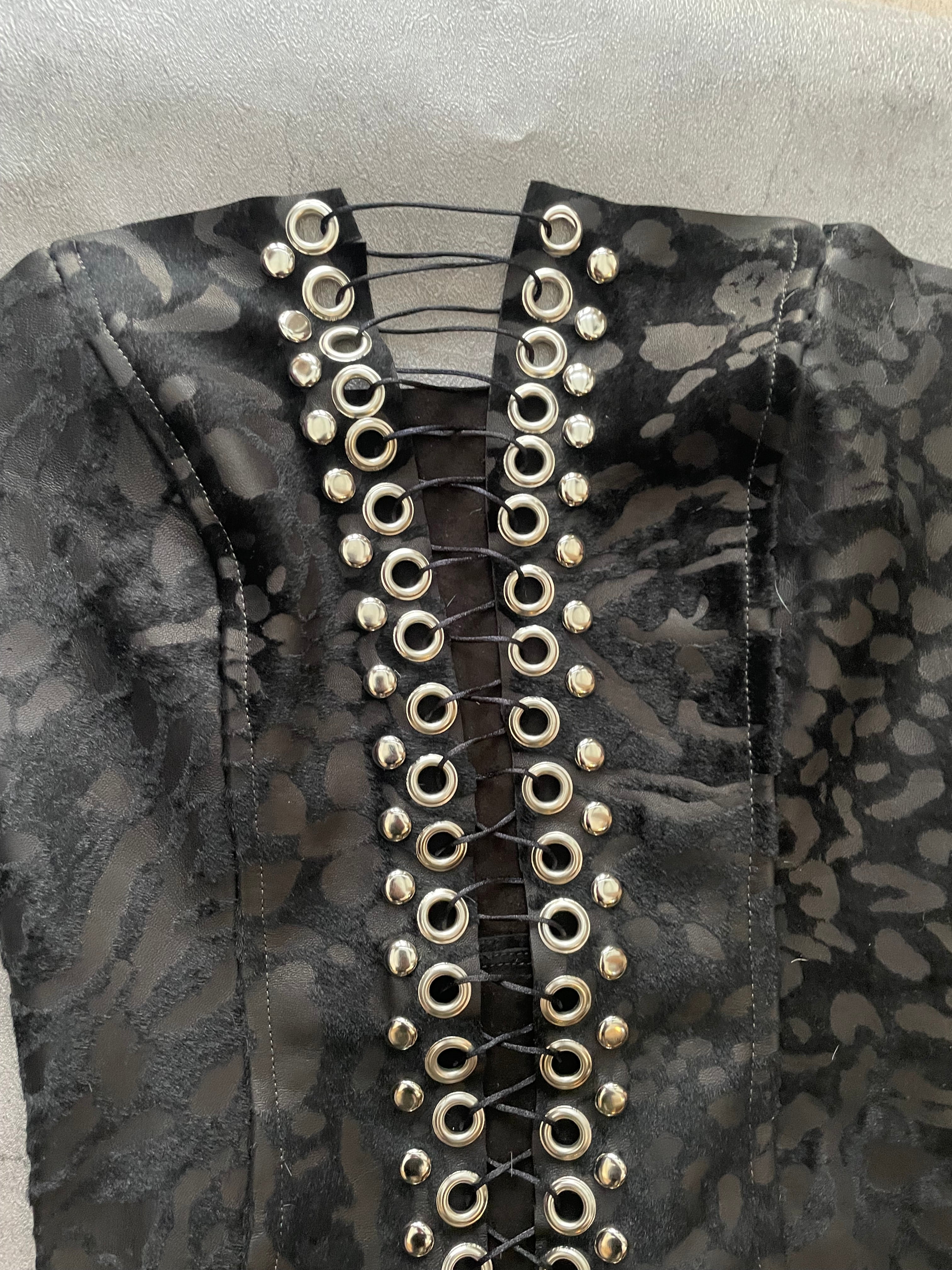 One of one Minerva top - XS